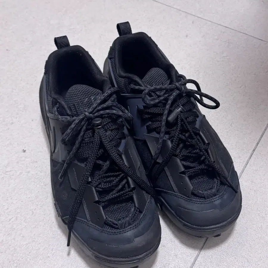 나이키 사카이 제가마돔 SP 블랙