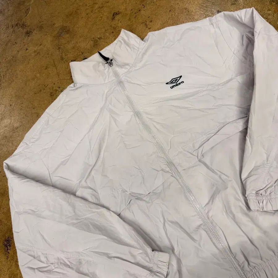 [정품/2XL] 엄브로 바람막이 자켓 그레이