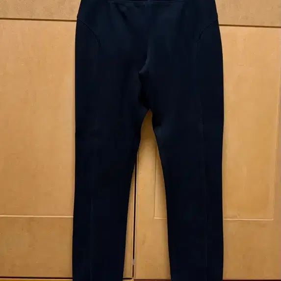 DKNY 블랙 슬랙스