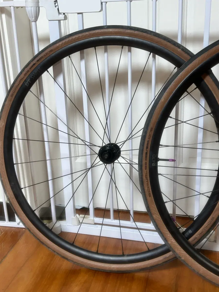 DTSWISS R470 휠셋 시마노바디