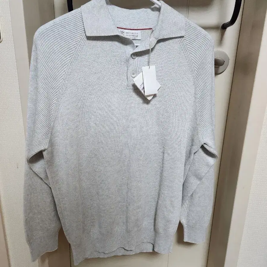 (새상품) 브루넬로 쿠치넬리 카라 니트 티셔츠 52size