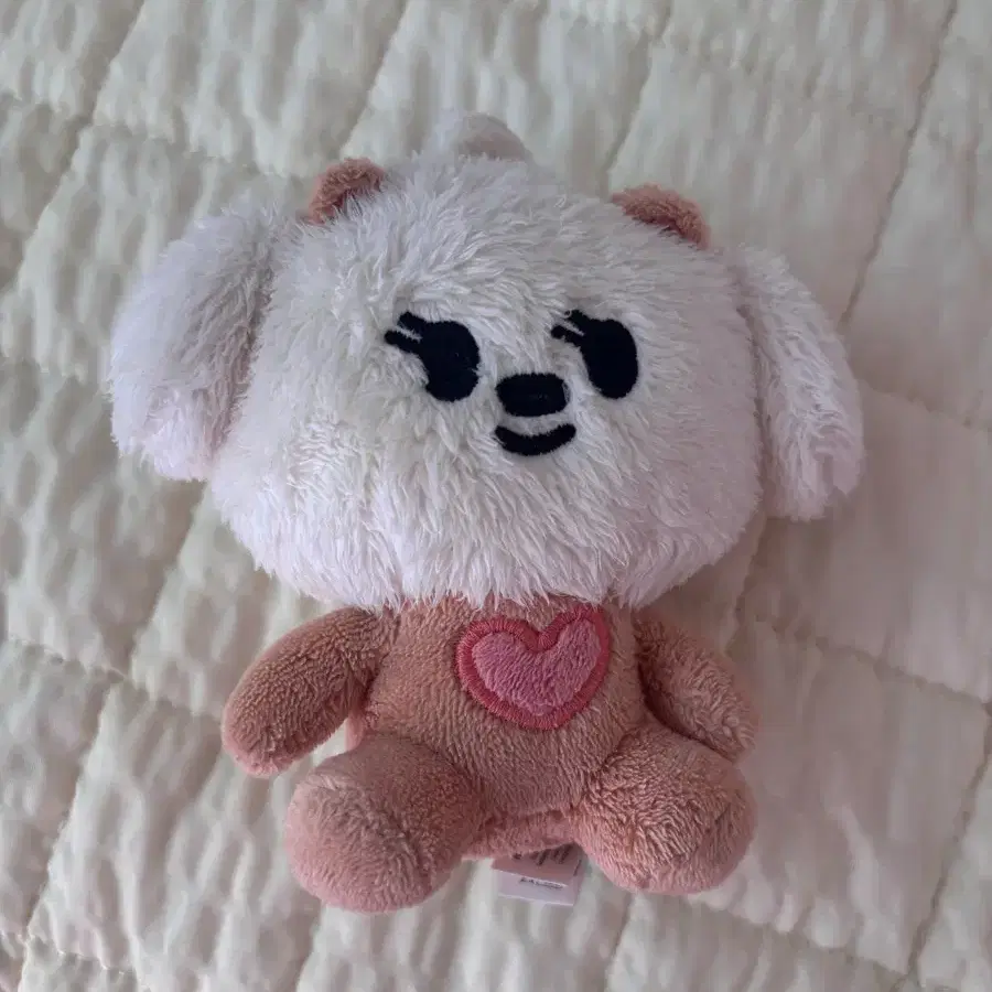 밤긋이 키링
