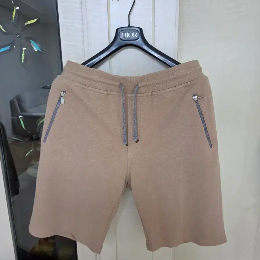 (새상품) 브루넬로 쿠치넬리 코튼 반바지 M