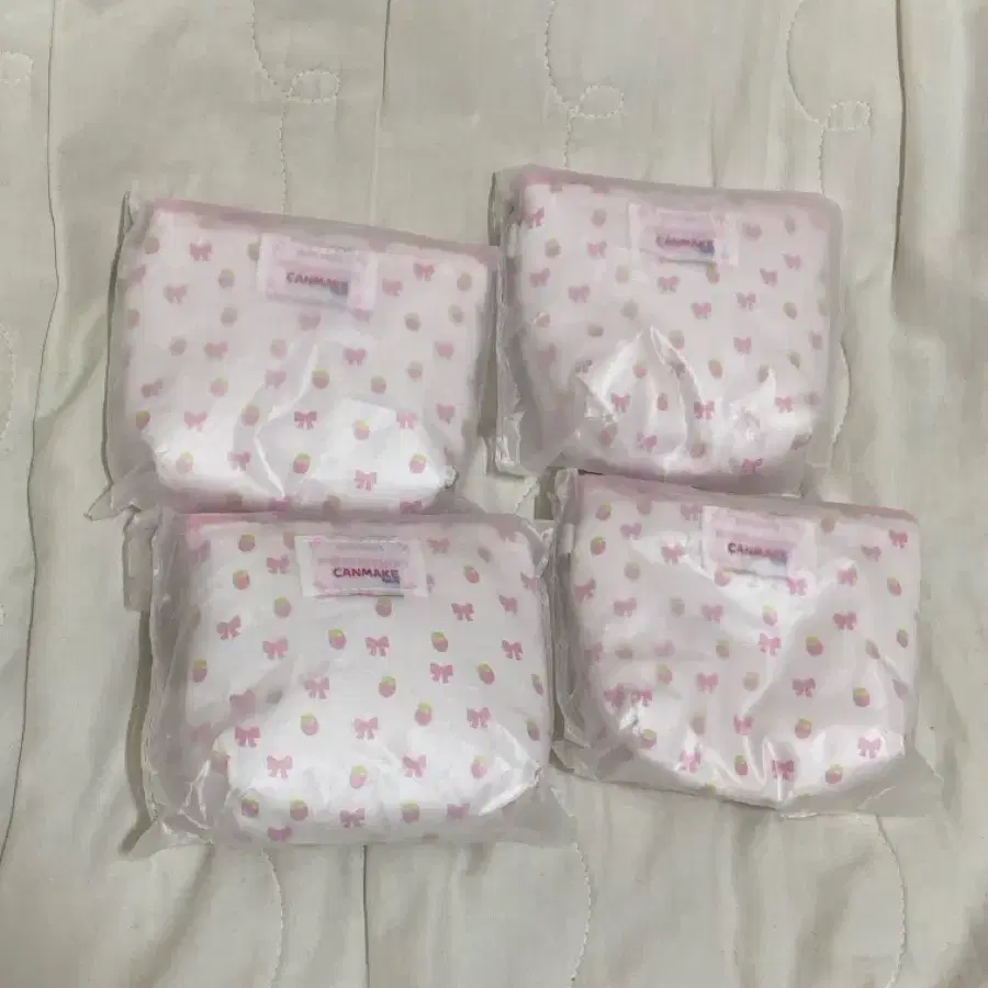 캔메이크 마이페이브아카이브 플러피 파우치 캔메이크 마페아 지갑 마페아 파우치 마페아 키링
