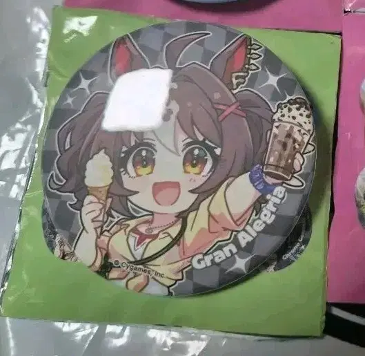 우마무스메 콜라보 카페 캔뱃지 판매합니다(그란알레그리아)