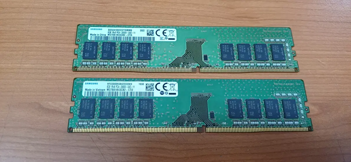 삼성 DDR4 8GB 2666 램 x2