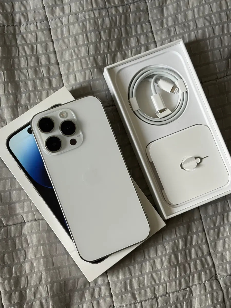 아이폰 14프로 화이트 128GB