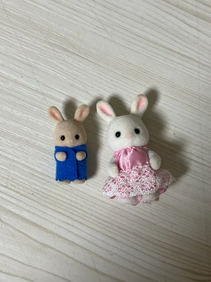 실바니안 패밀리 토끼 인형 판매합니다ㅏ