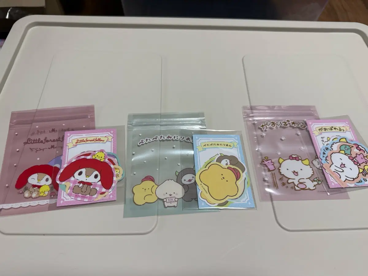 산리오 지퍼백&스티커 세트