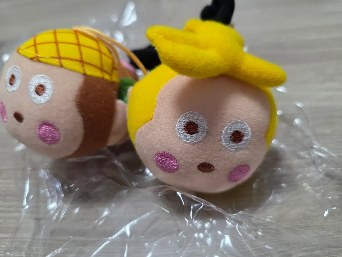 산리오 몽키치 고전 과일 인형 키링 2개세트