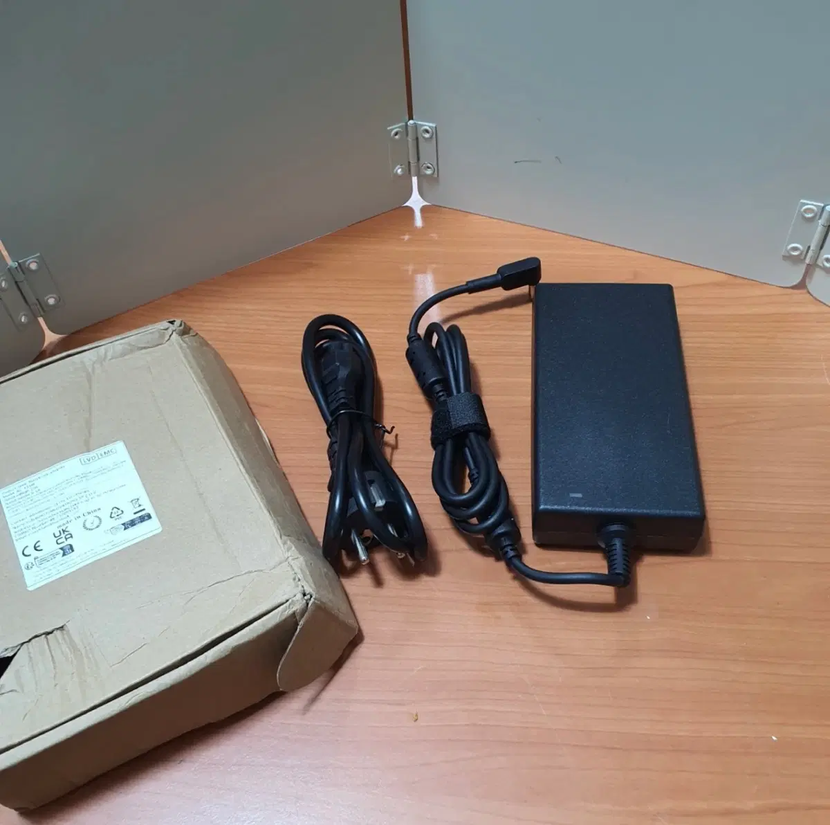 노트북 어댑터 AC 135W (19.5V 6.5A)