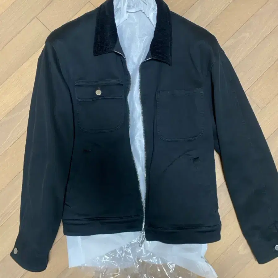 Drake's by A. Levine Black Cotton Trucker Jacket 판매합니다