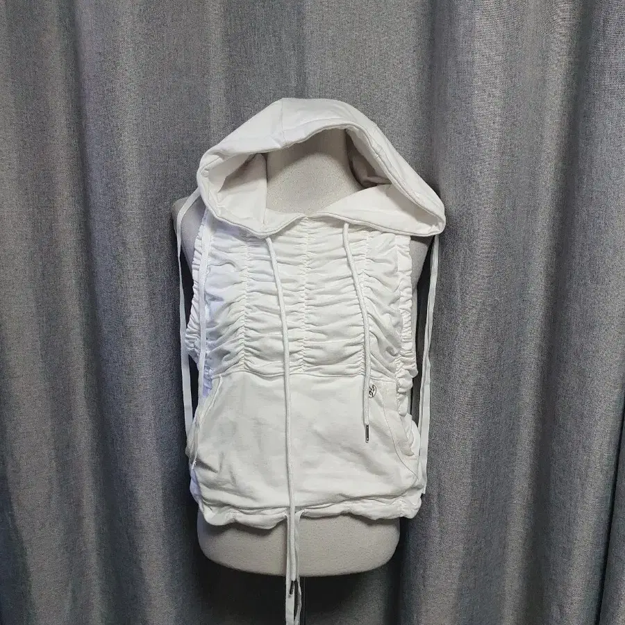 김미영 드레이핑 후드베스트