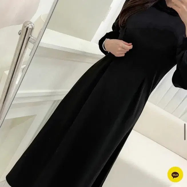 후드 핀턱 라인 롱원피스