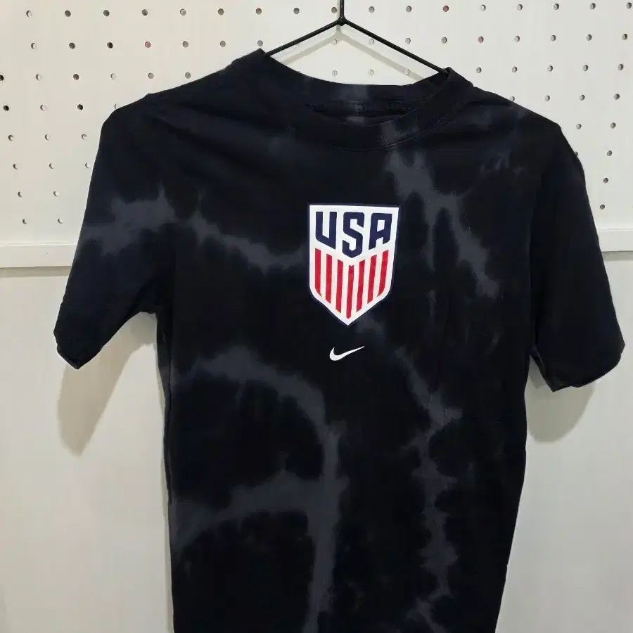 나이키 USA 타이 다이 반팔 티셔츠 블랙