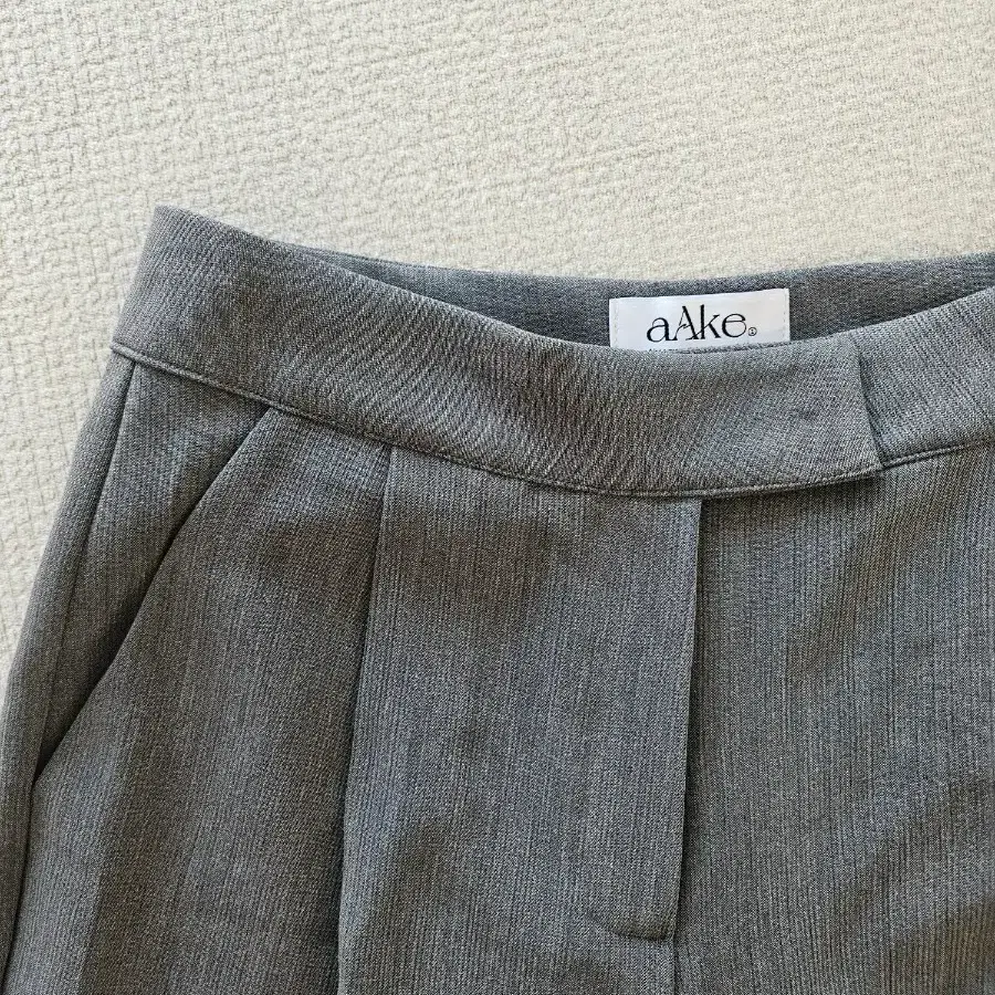 AAKE 아케 와이드 슬랙스
