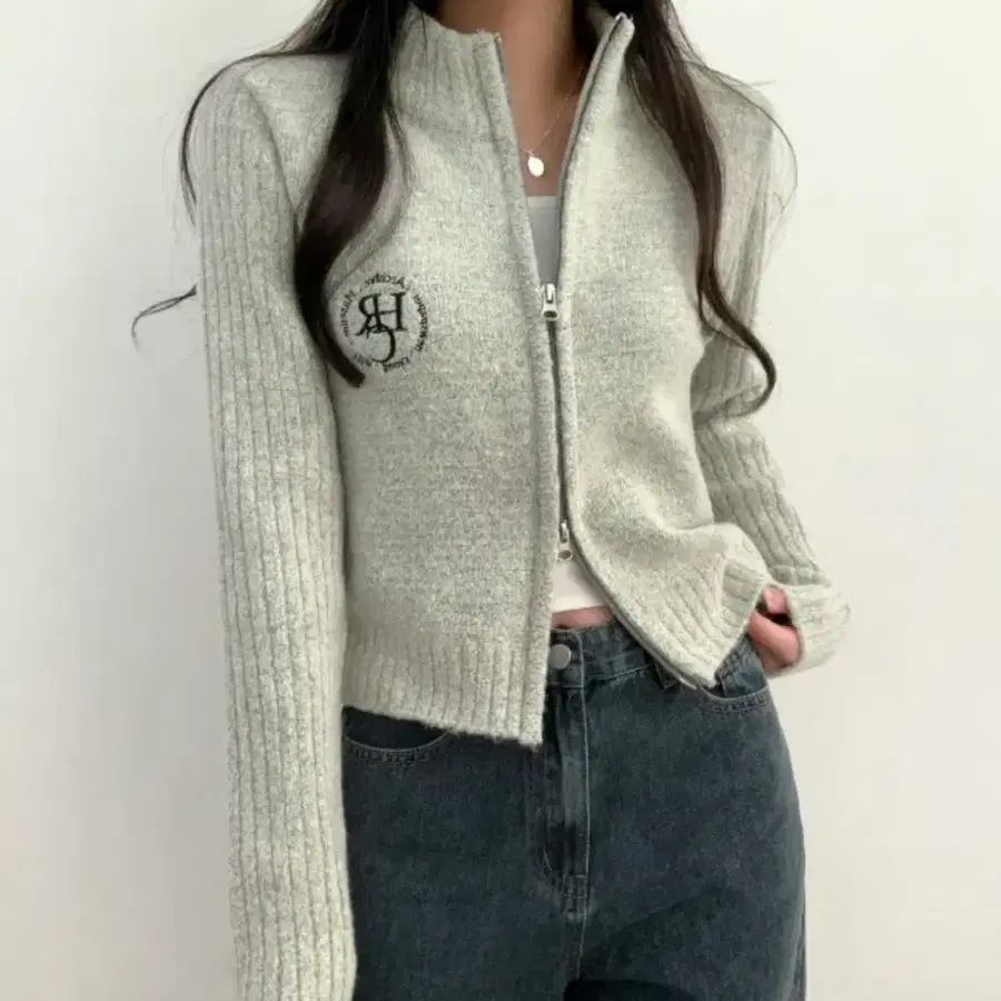 디토 레터링 투웨이 집업 니트 가디건