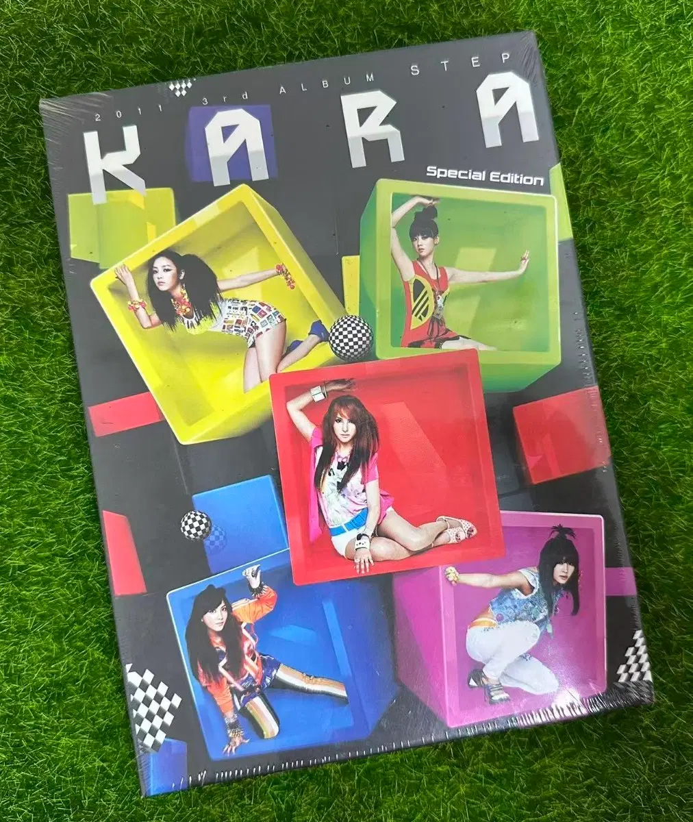 미개봉 CD 카라(KARA) 3집 앨범 STEP Special Edition
