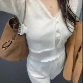 leeds 더위시 샵리즈 소이 버튼 가디건 아이보리
