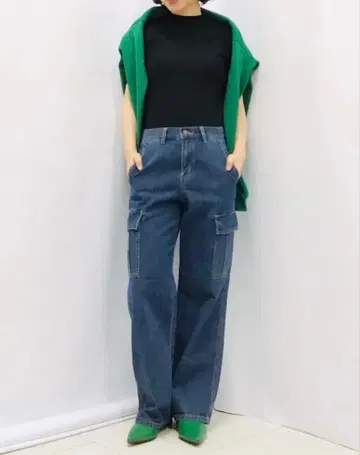 GU 미들 라이즈 카고 청바지