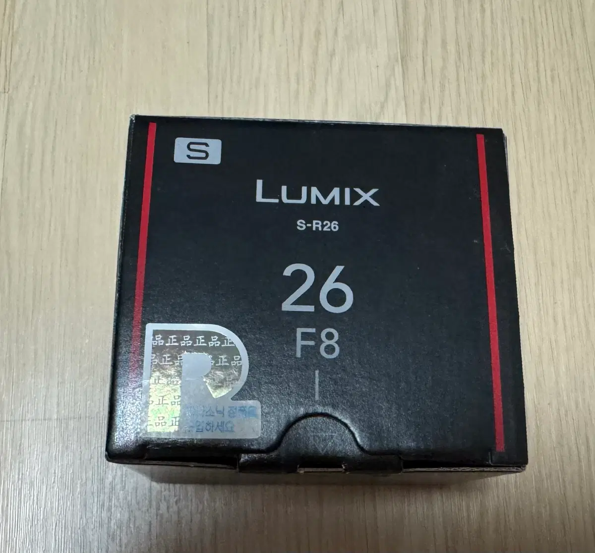 루믹스 LUMIX S-R26 26 F8 렌즈