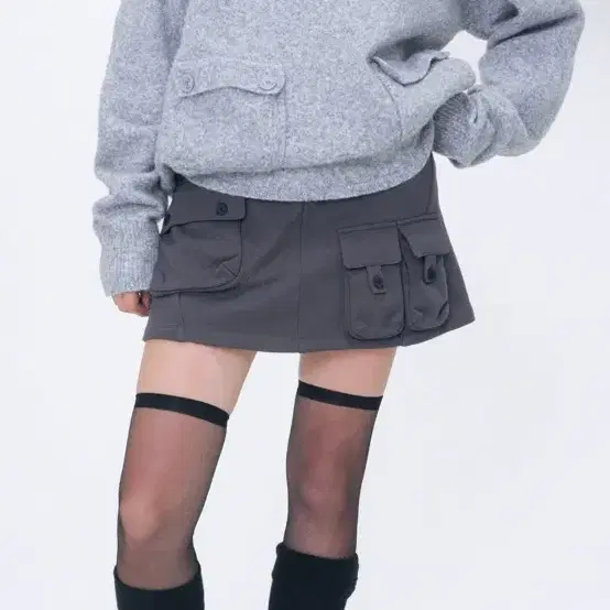 미세키서울 Multi pocket mini skirt CHARCOAL
