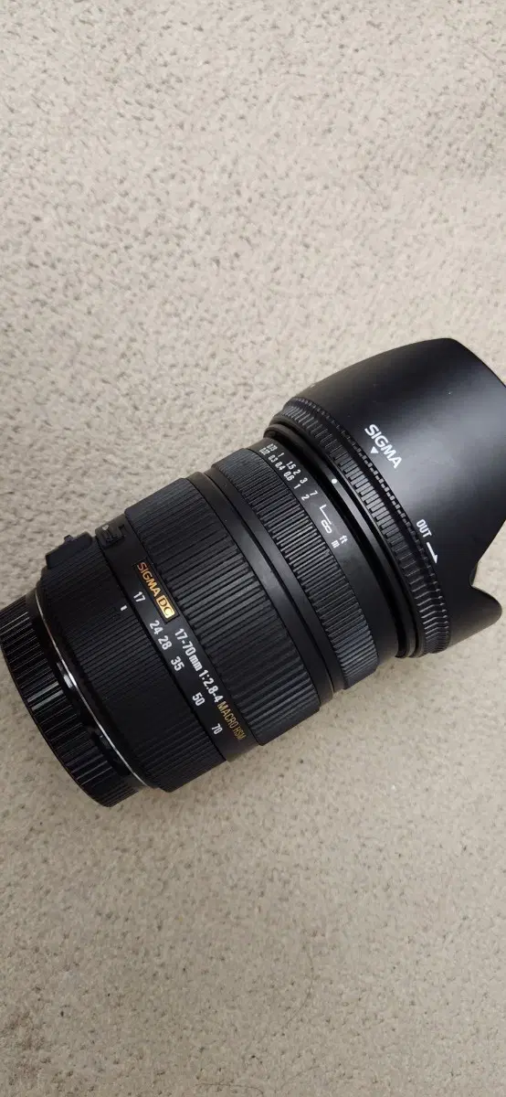 시그마 17-70mm F2.8-4 MACRO HSM OS 렌즈 팝니다
