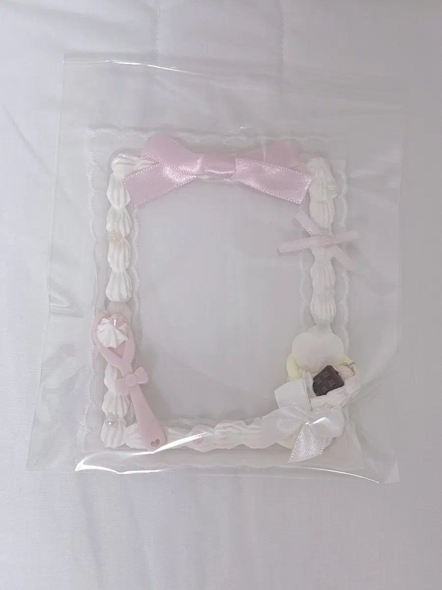 크림모모님 탑꾸 탑로더 포카홀더 트레카 케이스 화이트 모에크레페