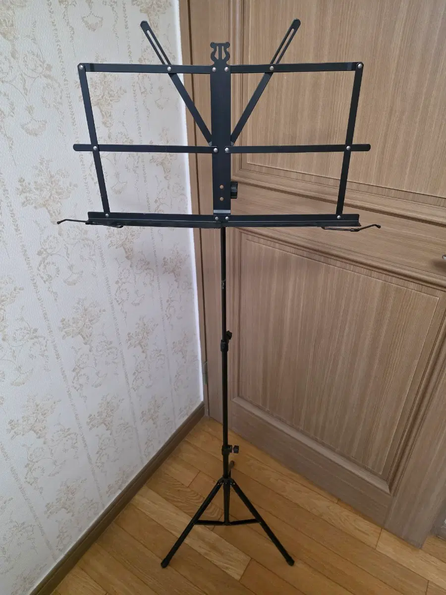 접이식 3단 삼각대 보면대 악보 거치대