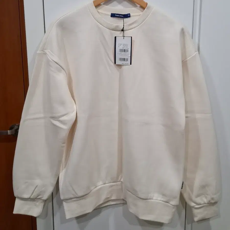 frank stone 크림색 맨투맨 L/XL(새상품)