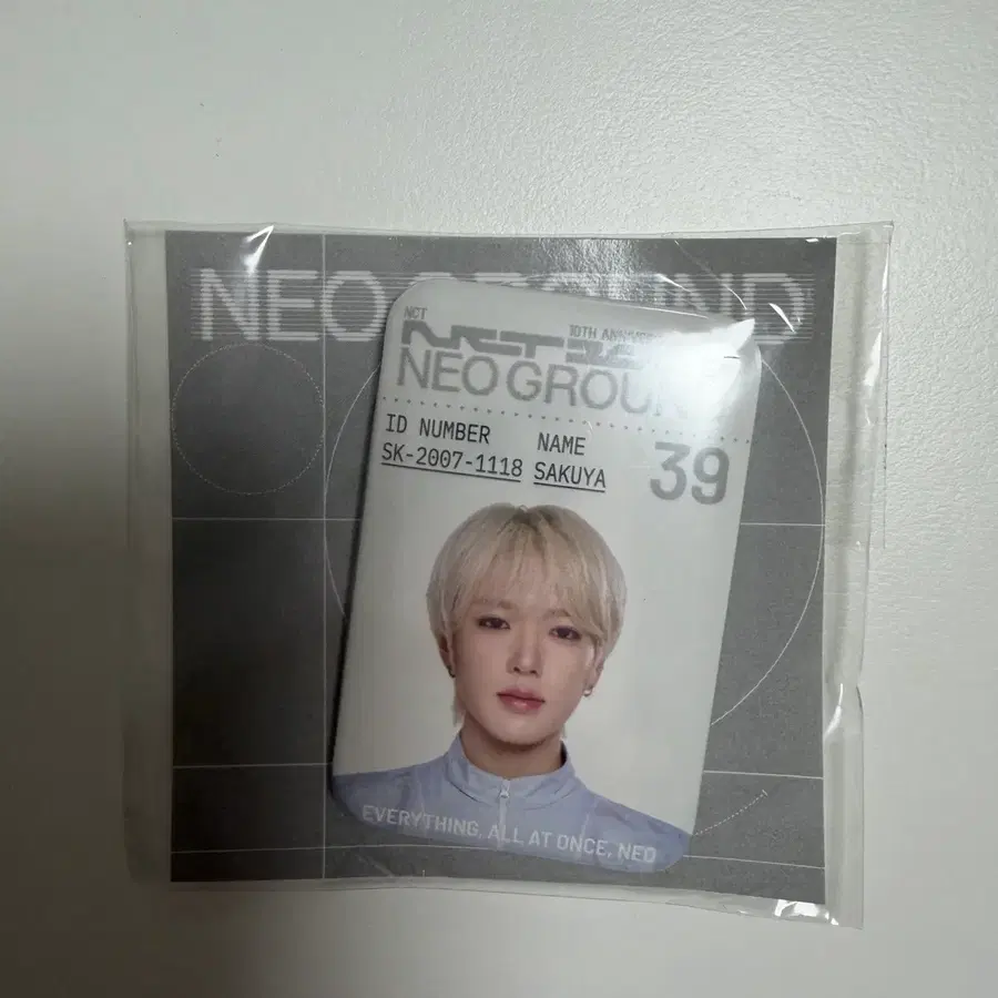 NCT WISH 엔시티 위시 네오그라운드 메탈 ID 배지 사쿠야