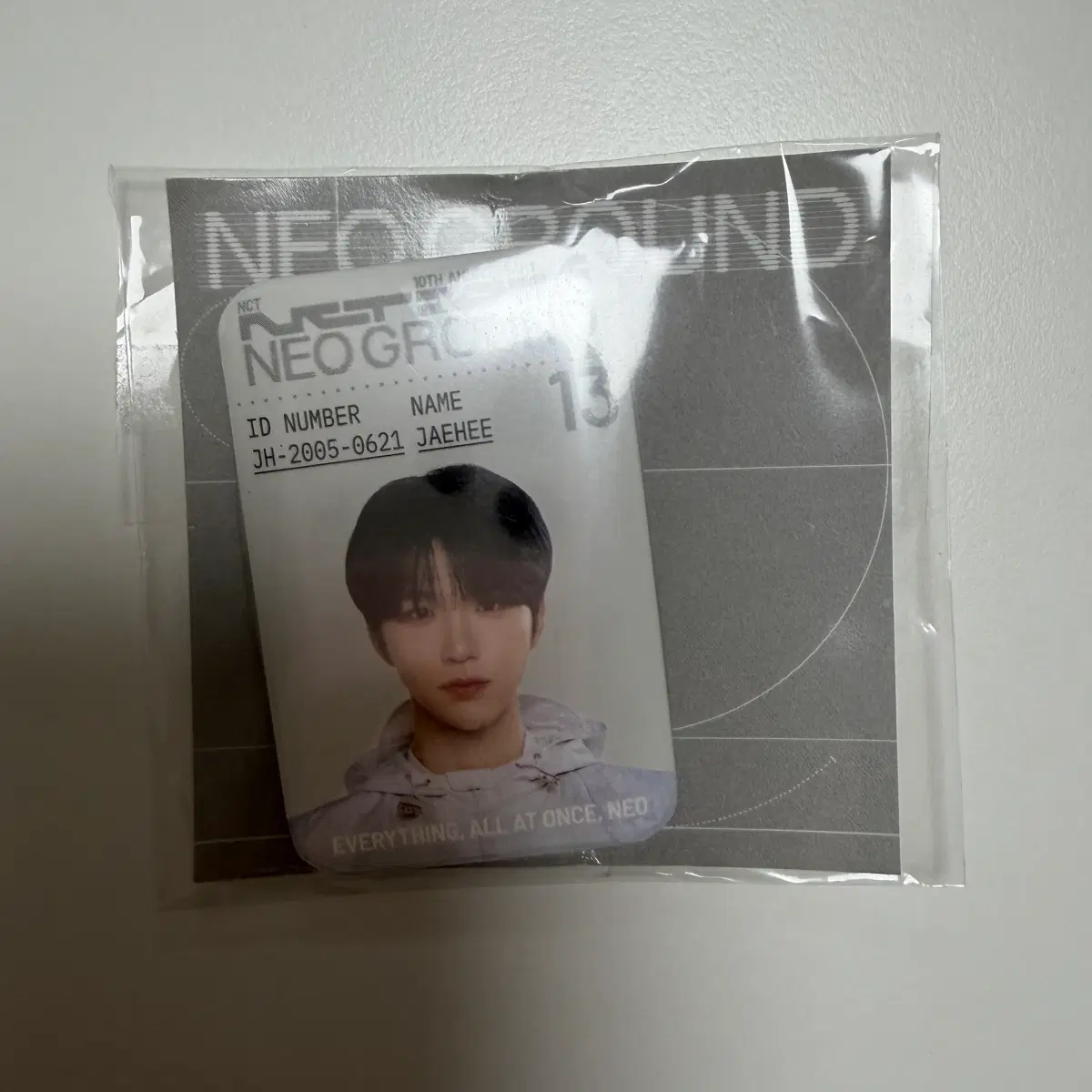NCT WISH 엔시티 위시 네오그라운드 메탈 ID 배지 재희