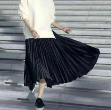 새상품 * UNIQLO x Theory 플리츠 스커트 롱 스커트