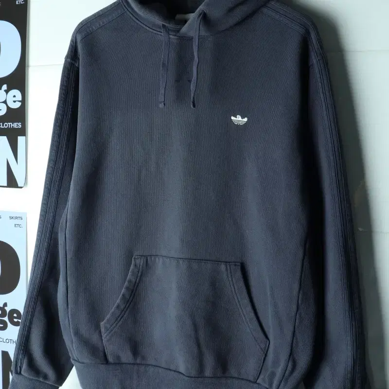 (M-XL) 아디다스 후드티셔츠 마크곤잘레스 협업 에이징-H39919