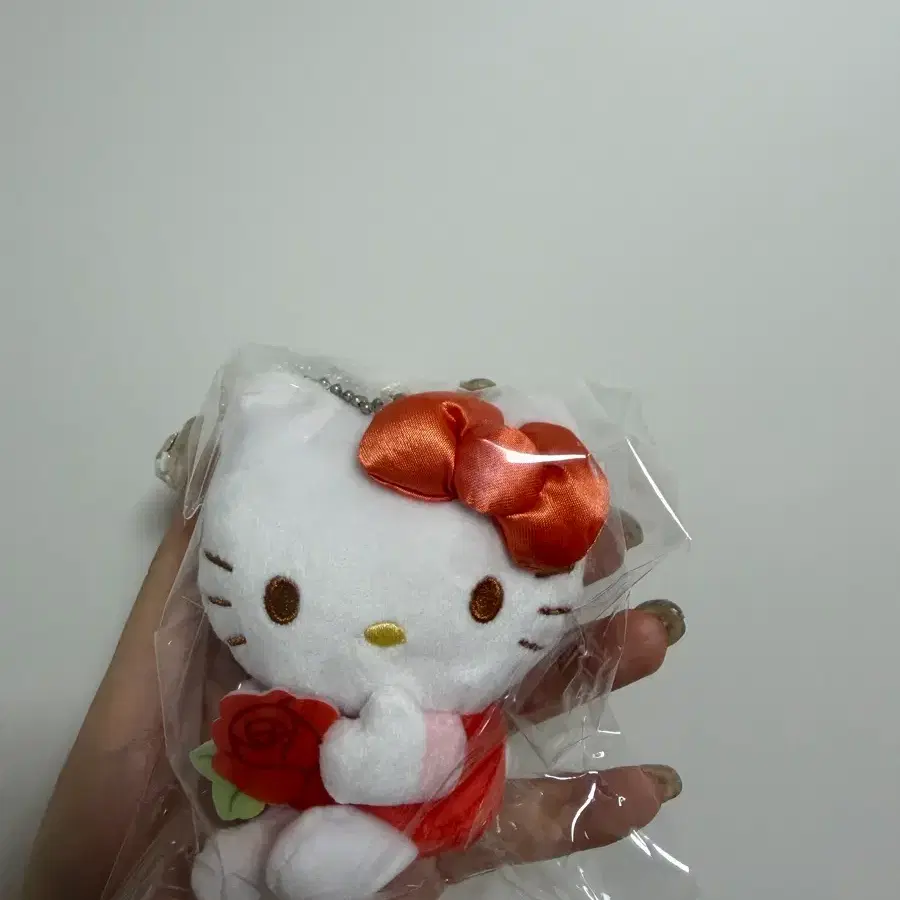 산리오 헬로키티 인형 열쇠고리