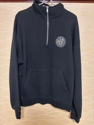 HUF 하프 지퍼 블랙 M 사이즈