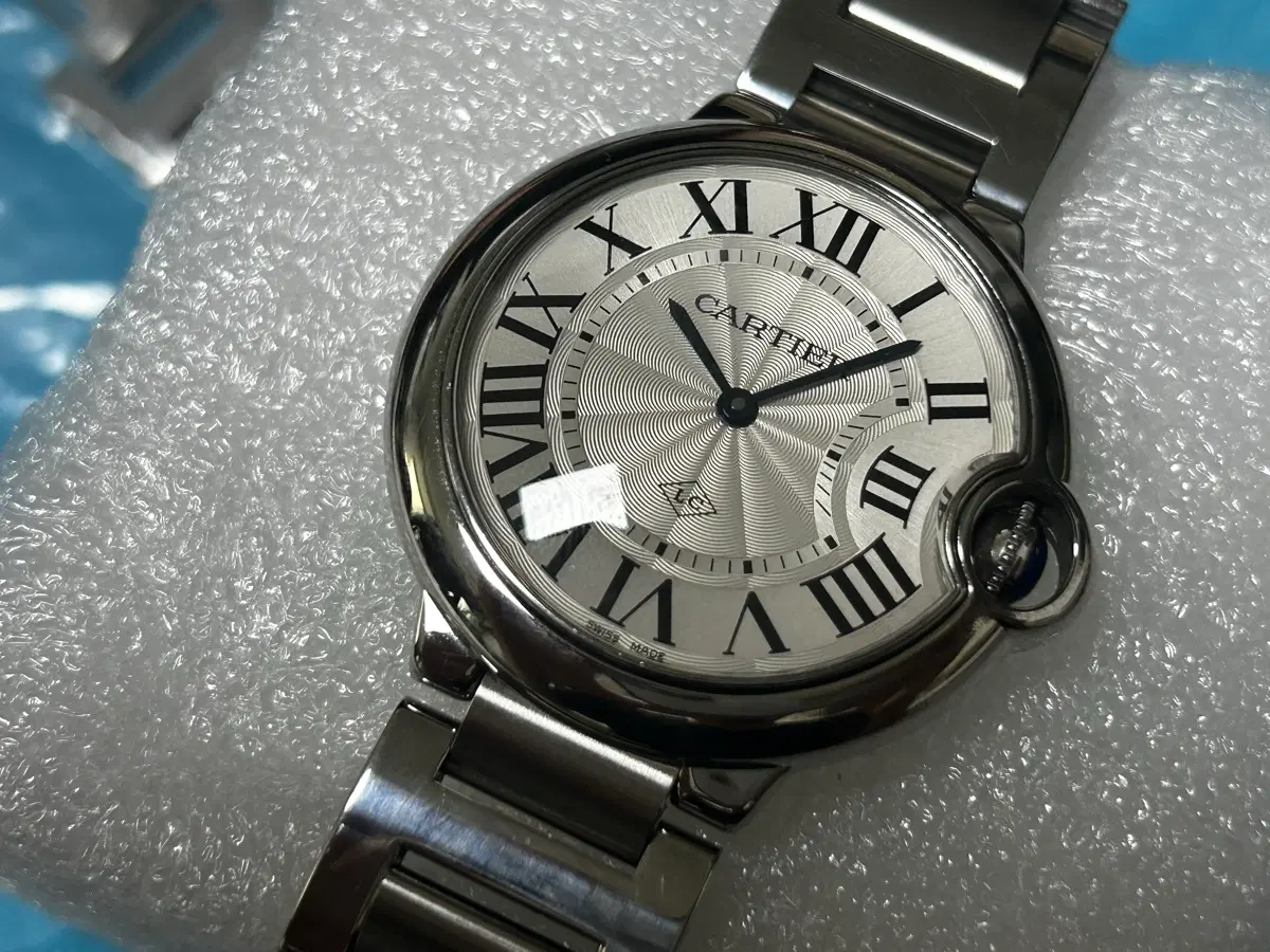 까르띠에 발롱블루 36mm 한정판 쿼츠