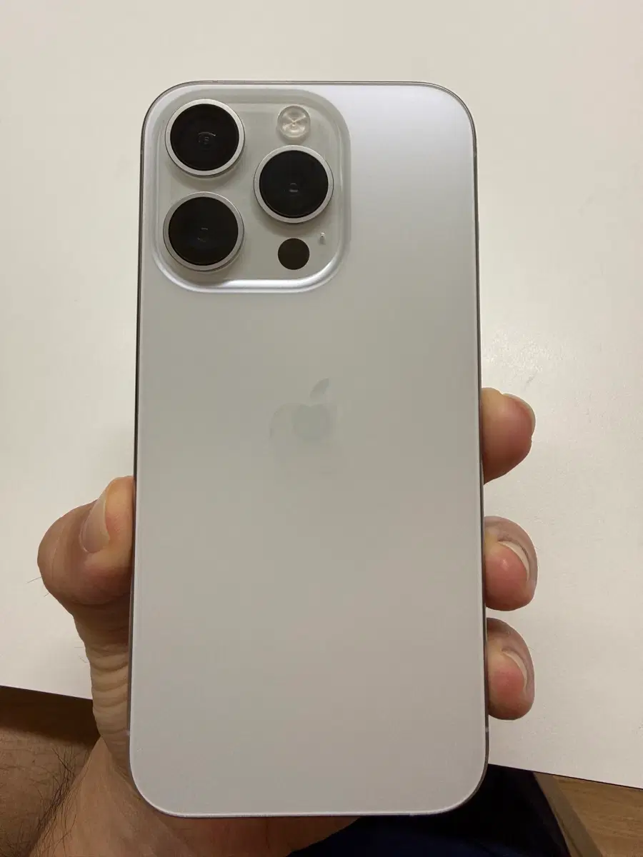 아이폰 15프로 512gb 밧데리효율 100프로