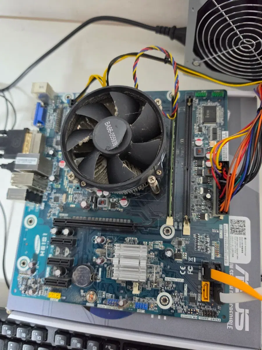인텔 i5-2400 메인보드 D3 4램 SSD120