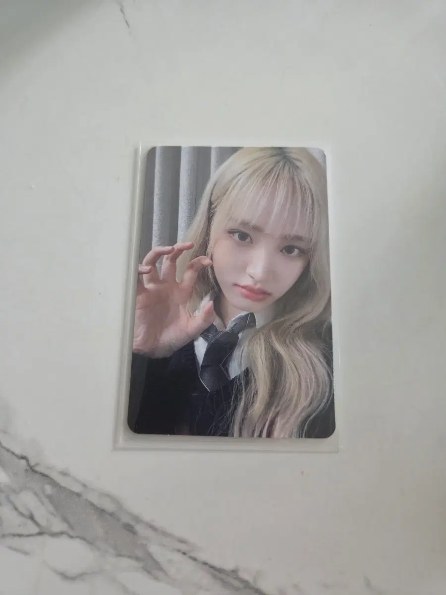 아이브 스위치 사웨 럭드 리즈