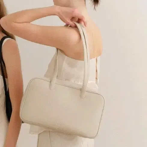로서울 Tin square shoulder bag Ivory