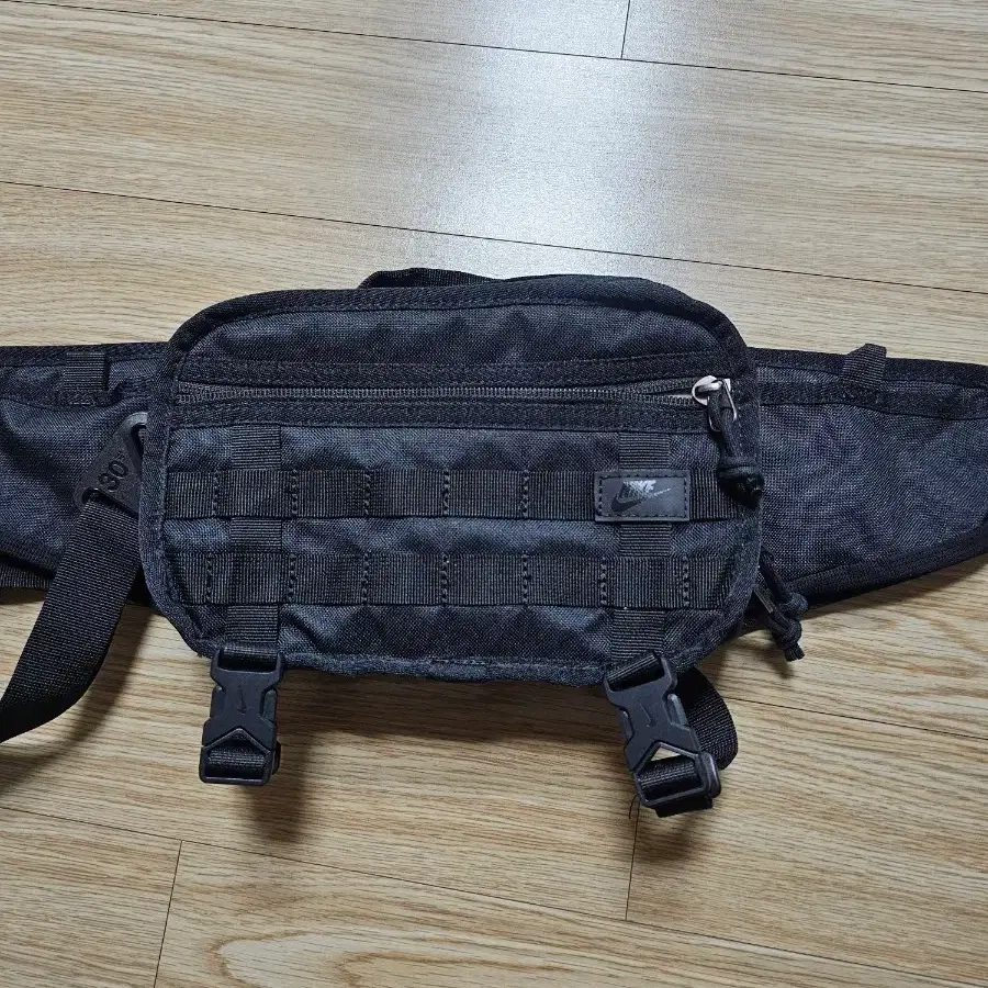 나이키 힙색 보조가방(미사용)