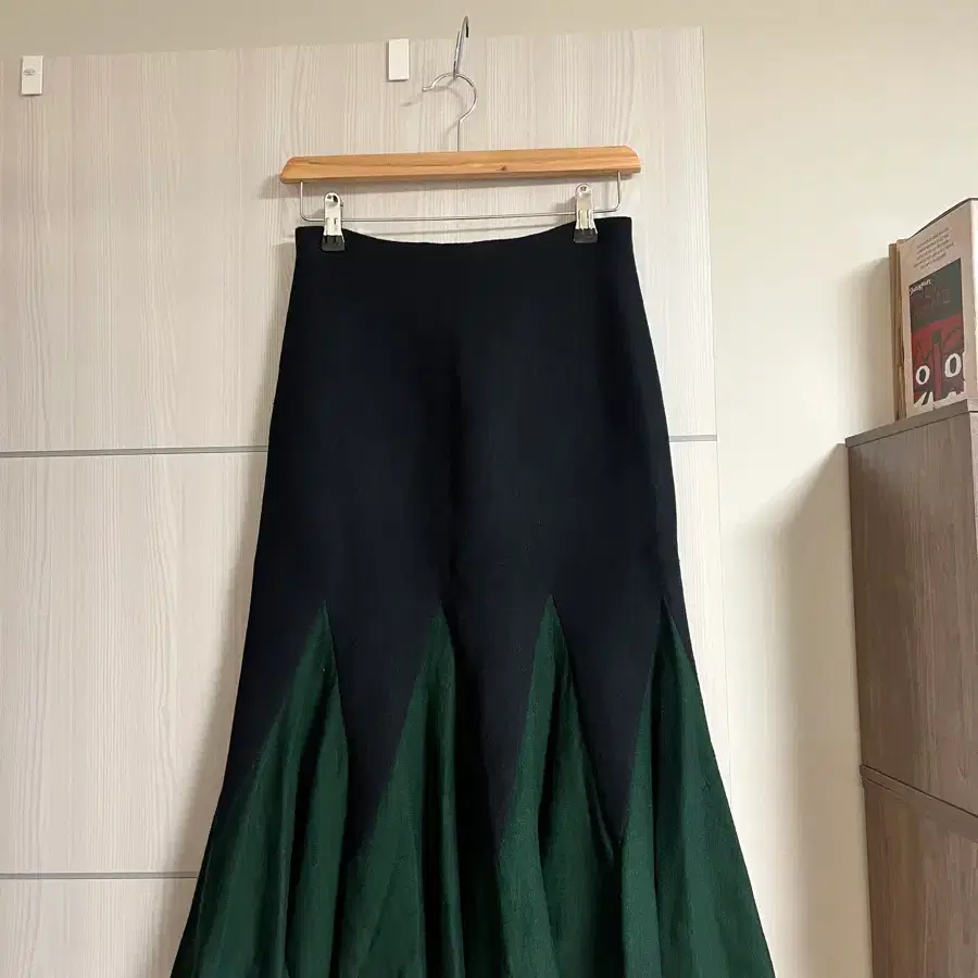 빈티지 고어드 배색 스커트