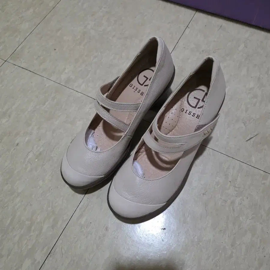제이슈 메리제인 구두 소가죽 수제화 5.5cm 230사이즈