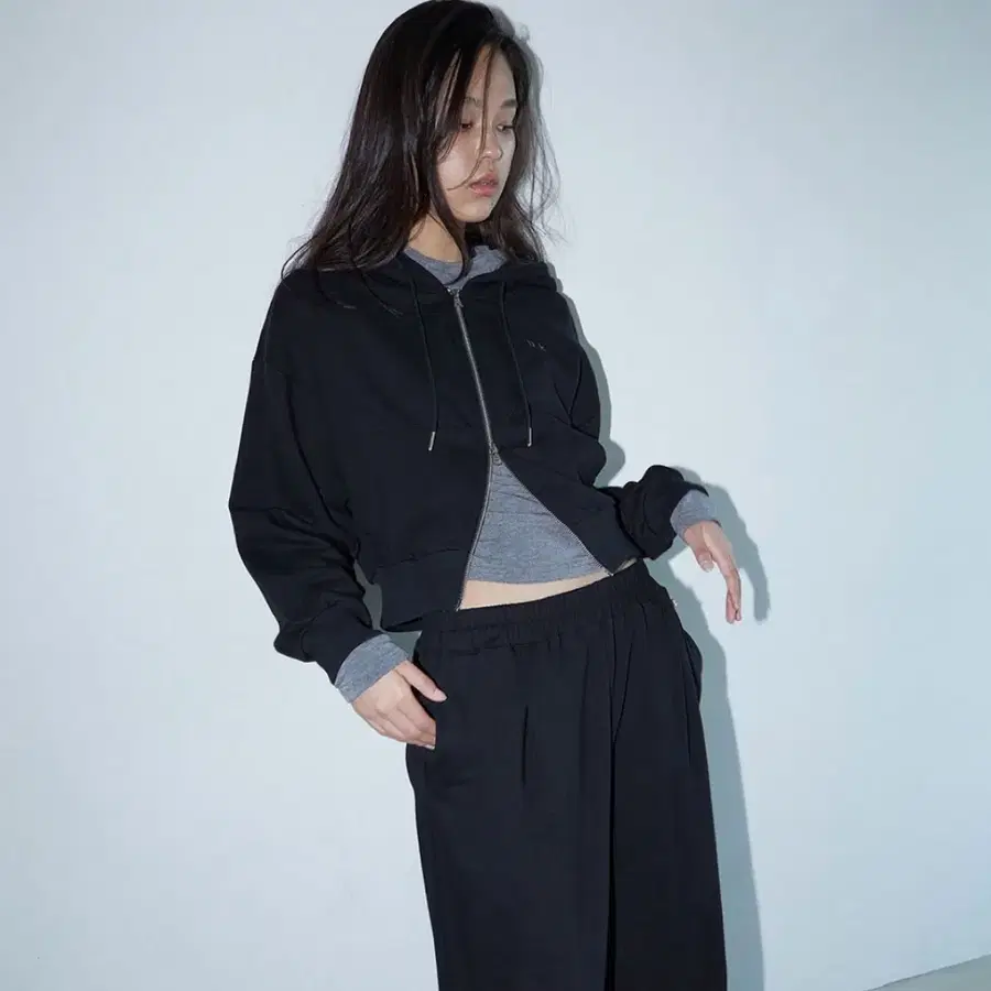 미치코런던 후드집압