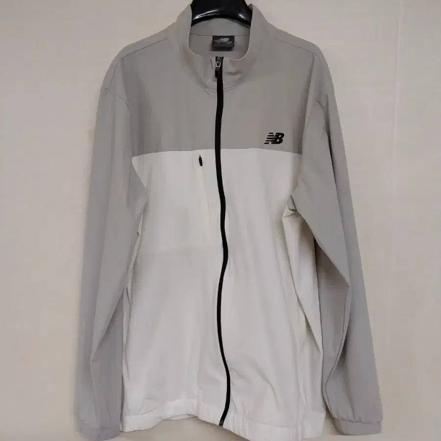 남성 뉴발란스 바람막이 자켓, 점퍼 (105/ XL)