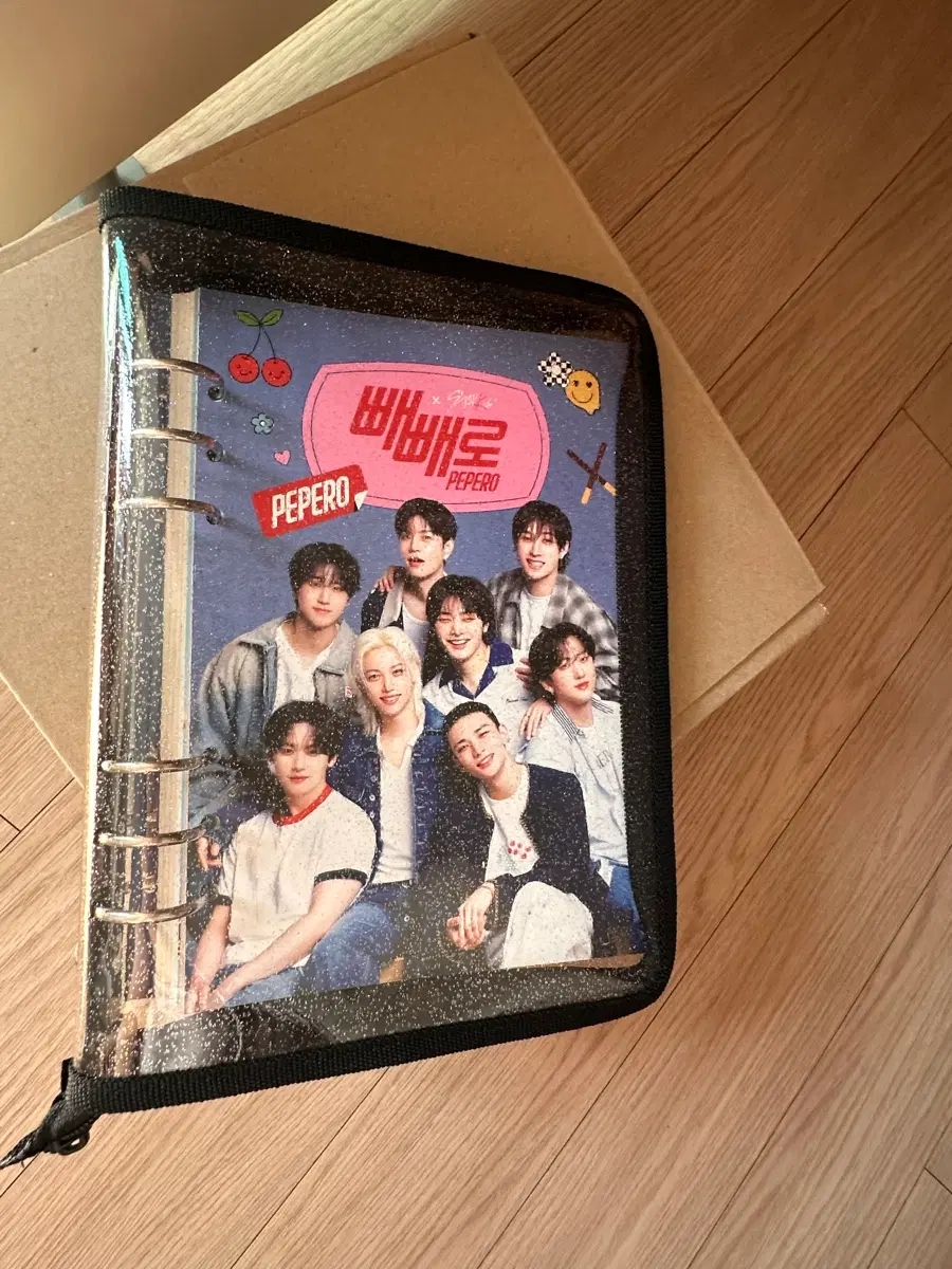 스키즈 빼빼로 콜라보 콜북 다이어리 양도