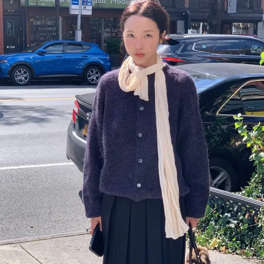 메이비베이비 마크들리 아루드 므앤 유인어스