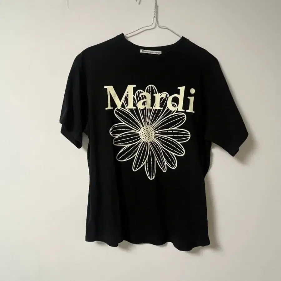 마르디 메크르디 TSHIRT FLOWERMARDI_BLACK CREAM