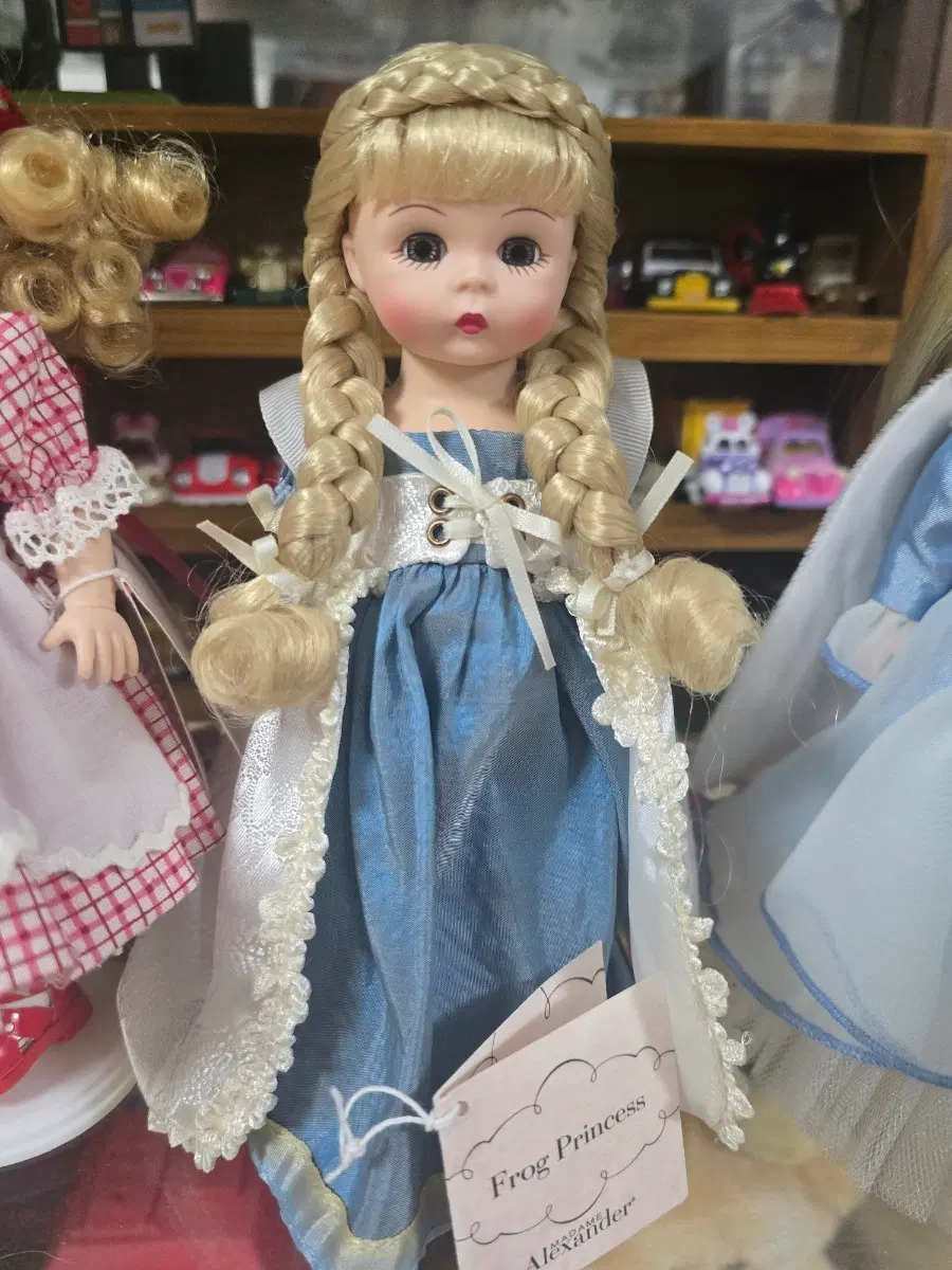 마담 알렉산더 프로그 프린세스 인형